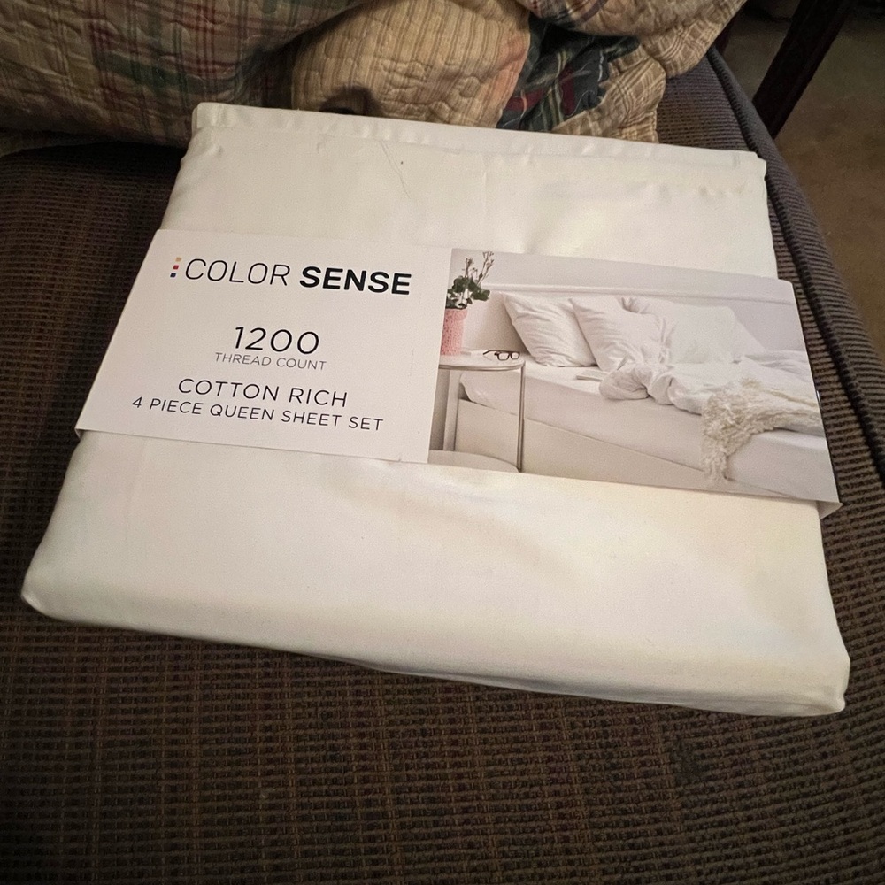 1200 White Thread Count Color Sense Cotton Rich 4 Piece Queen Sheet Set